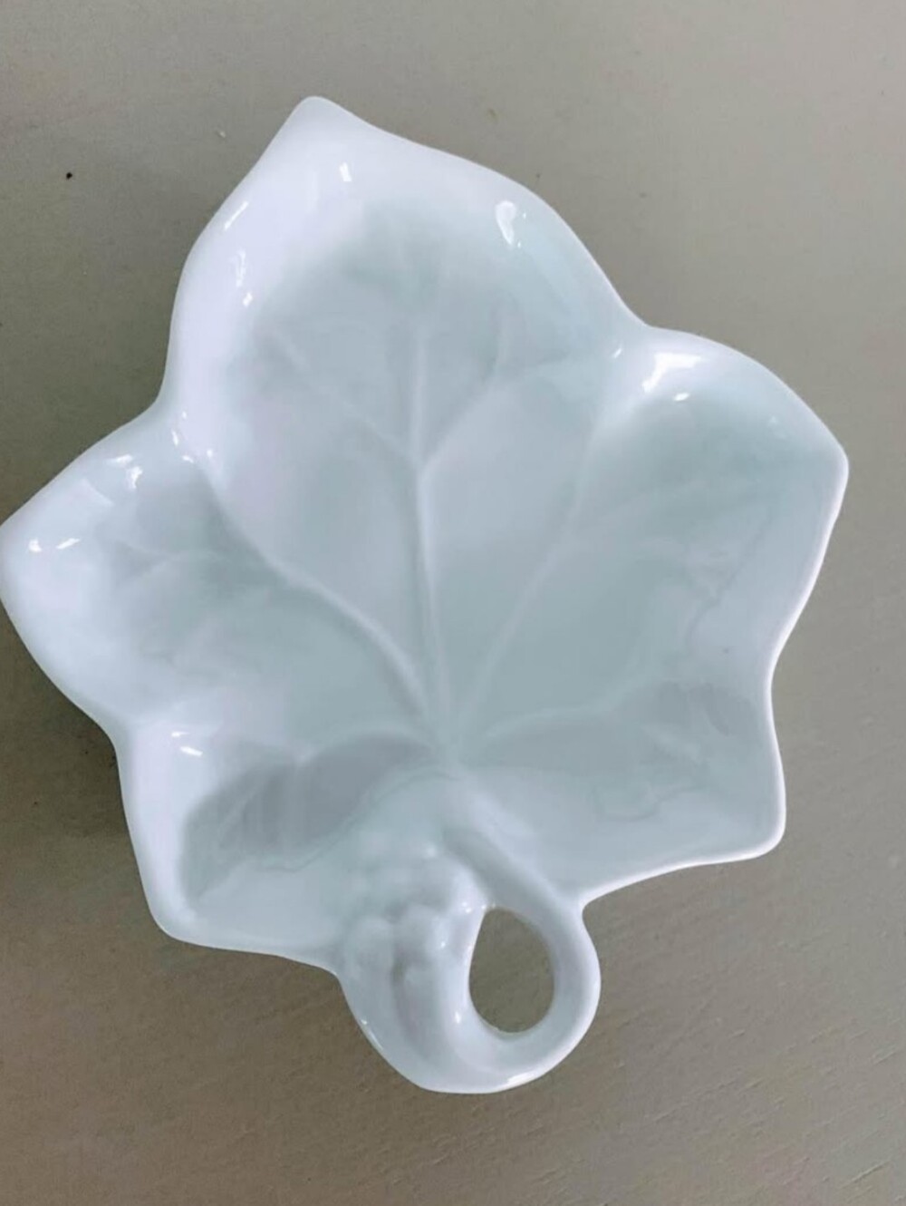 Vintage 1980's Lillian Vernon White Leaf Fall Thanksgiving Trinket Dish Plate